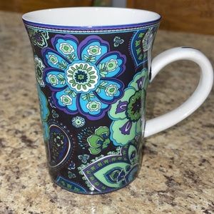 🎉HP🎉Vera Bradley Blue Rhapsody Coffee Cup/Mug. Great Condition.